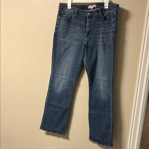 Lucky Brand Straight Leg Jeans in Medium Blue Wash
